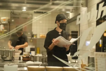 restaurant kitchen staff training materials printed